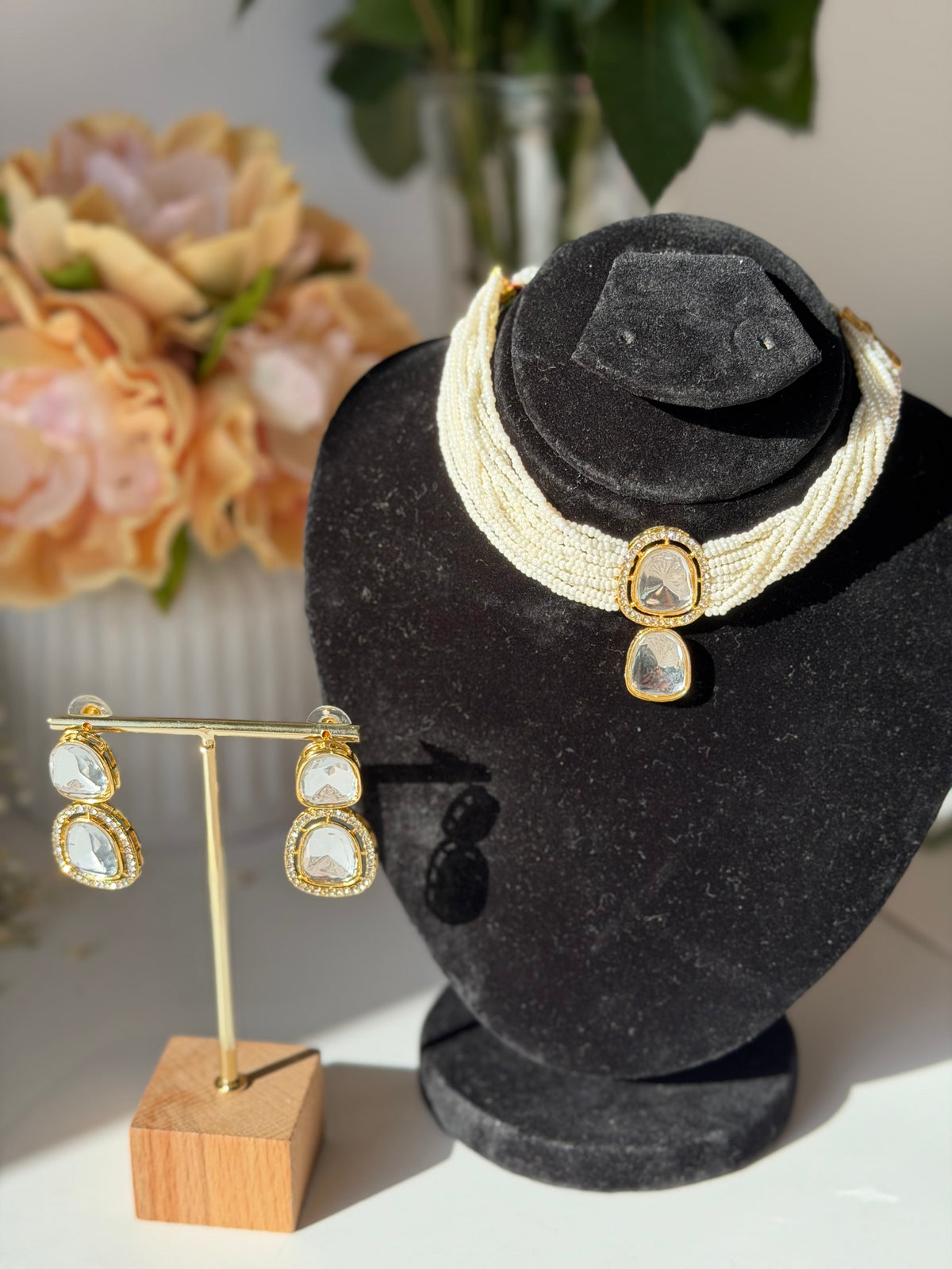 White Kundan Studded Choker Set