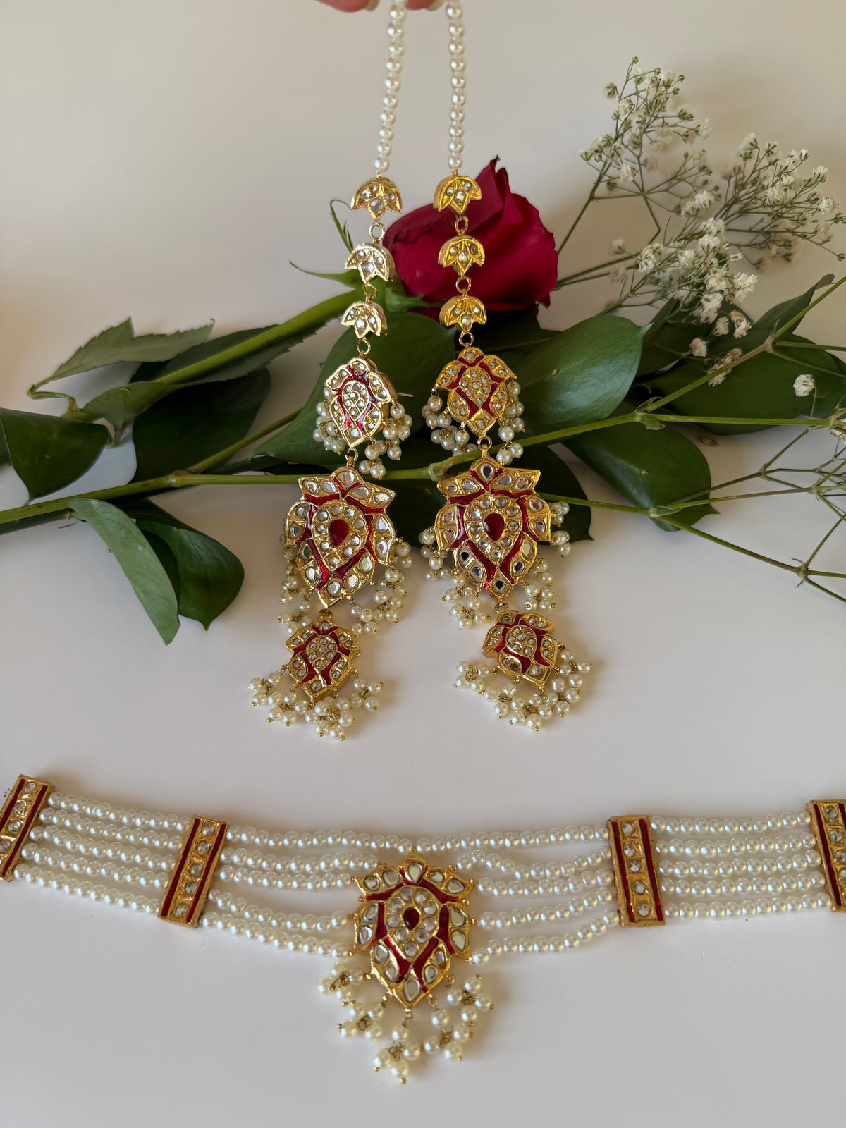 Traditional Kundan Choker Set with Bindi
