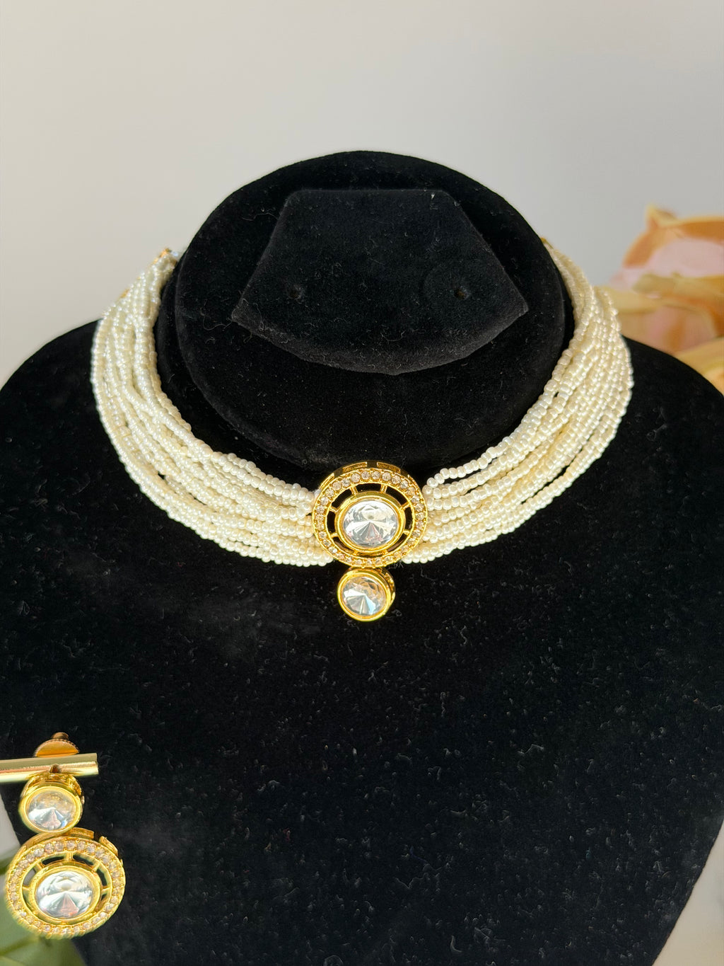 White Kundan Studded Choker Set