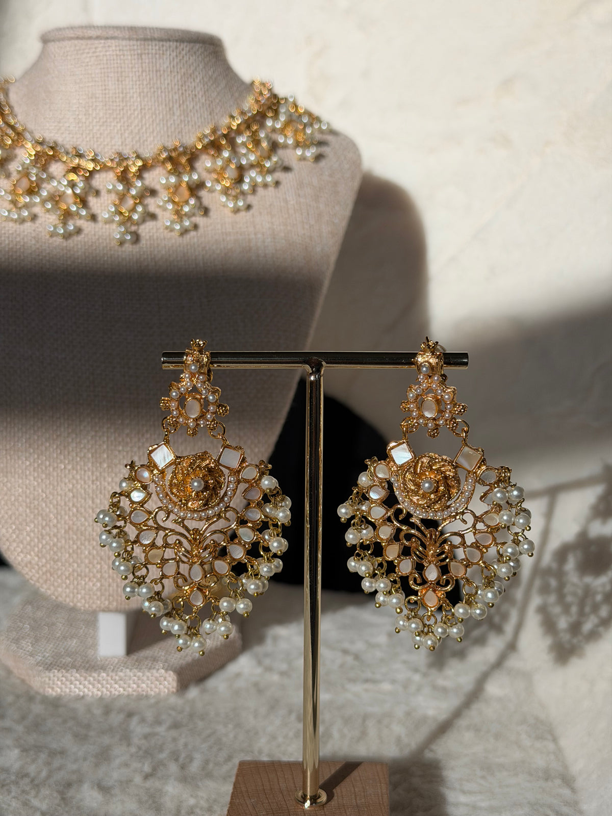 Ivory Pearl Necklace Set