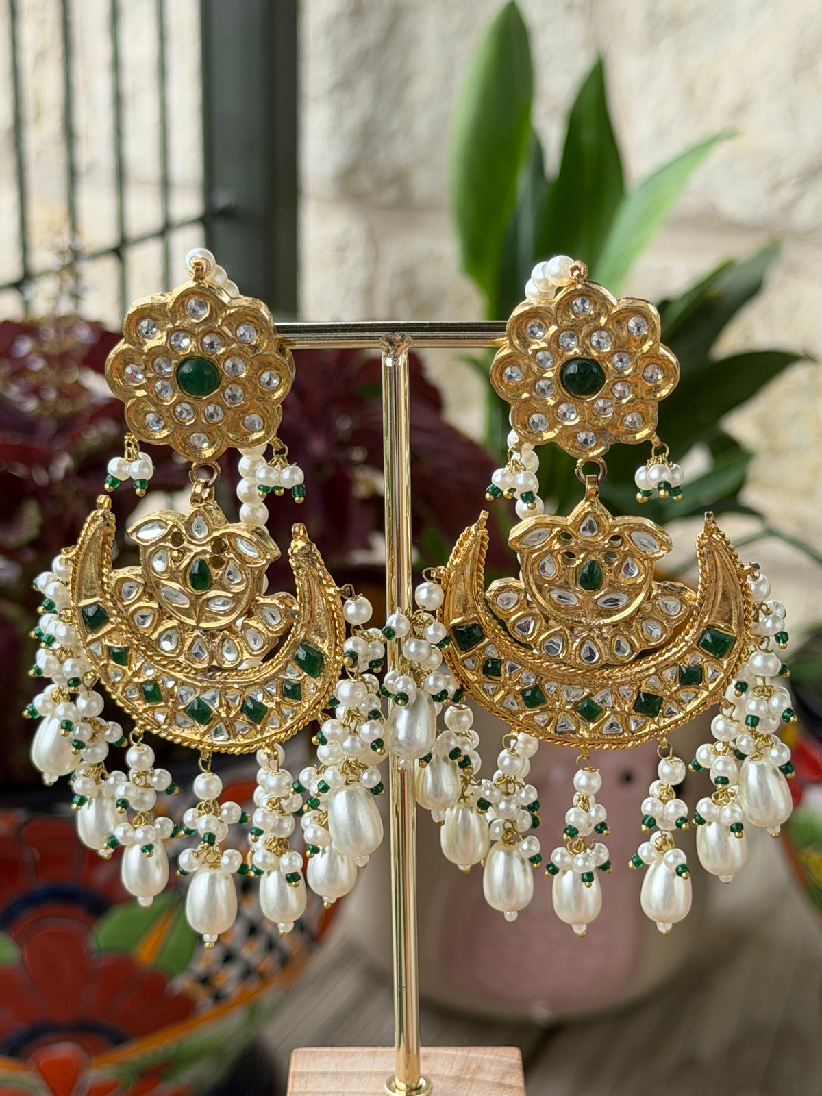 Traditional Crescent Chandbalis