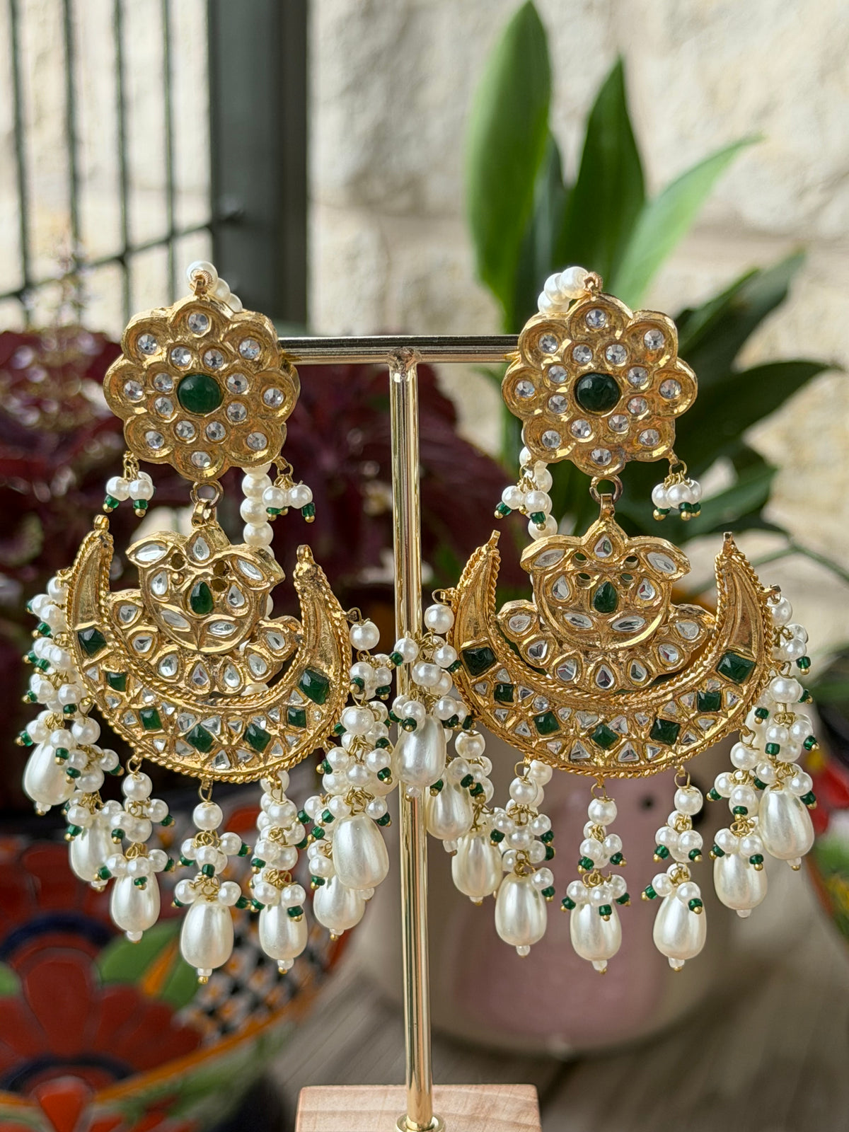 Traditional Crescent Chandbalis