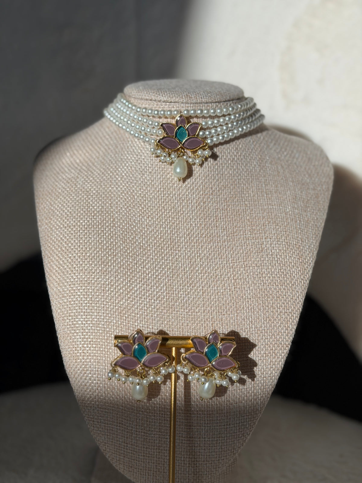 Lotus Choker Set (Lilac)