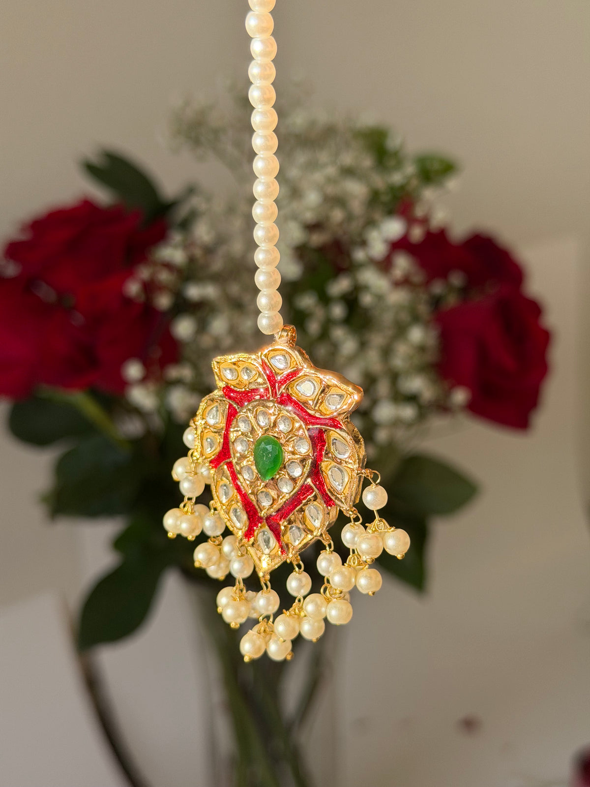 Traditional Kundan Choker Set with Bindi