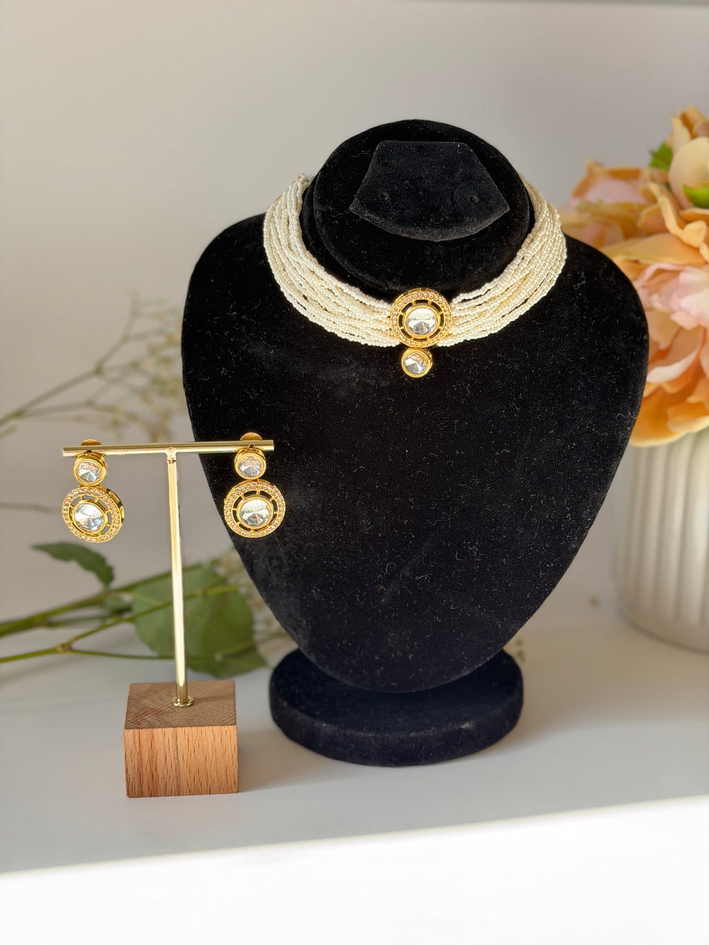 White Kundan Studded Choker Set