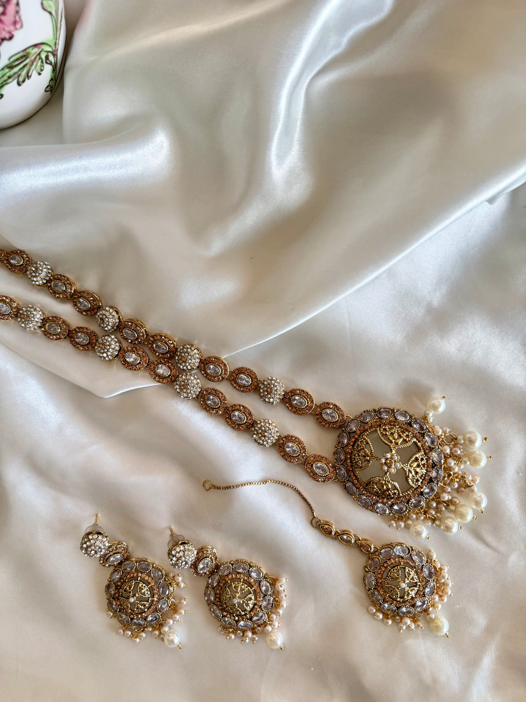Antique Gold Mala Set with Tikka
