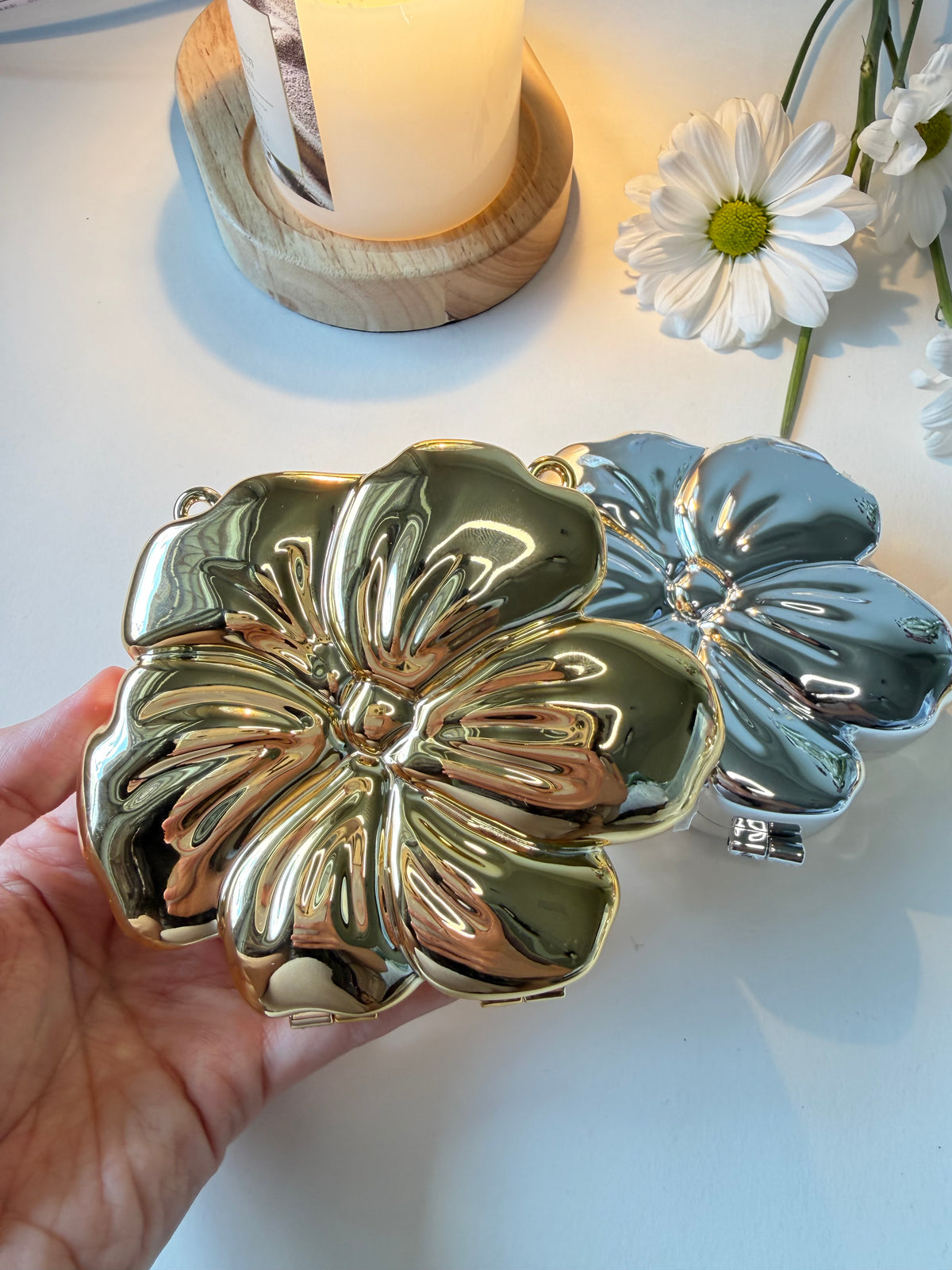 Bloom Clutch