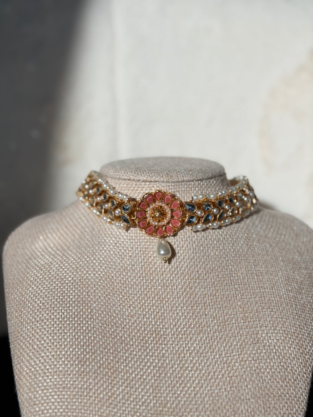 Blush Mirror Floral Choker Set