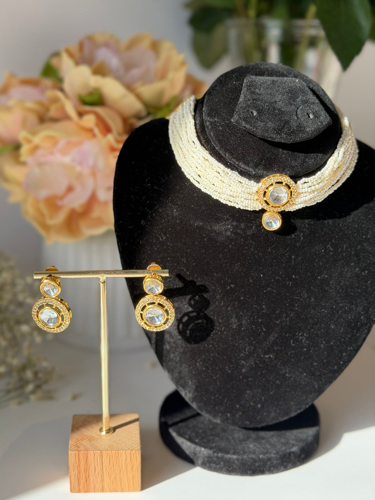 White Kundan Studded Choker Set