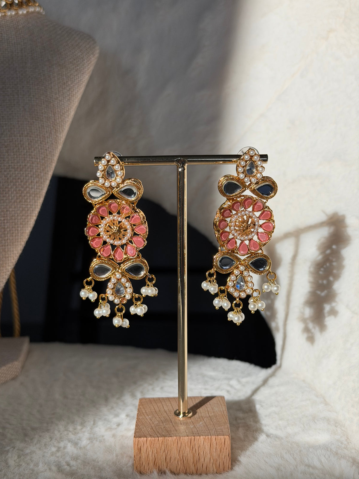 Blush Mirror Floral Choker Set