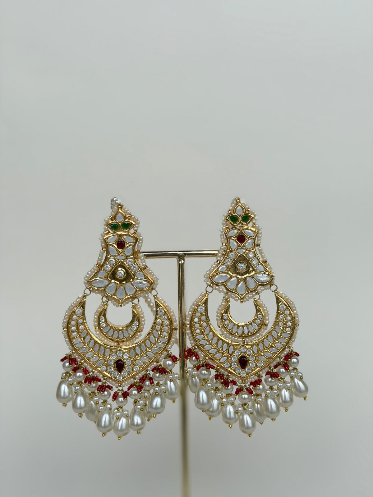 Aura Kundan Earrings
